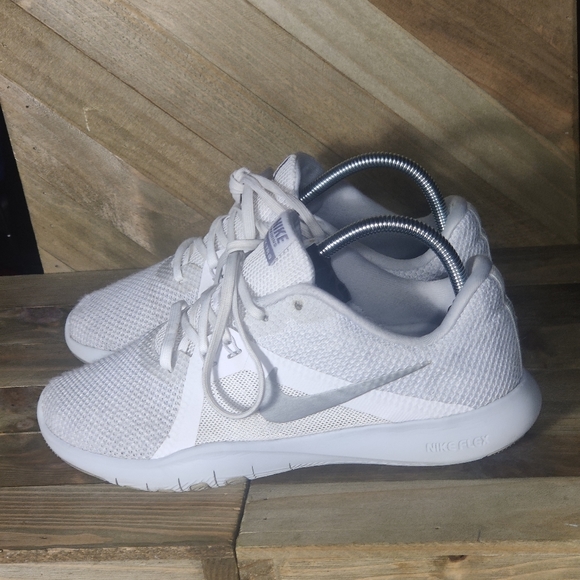 Nike Shoes - Nike Training Flex Tr 8